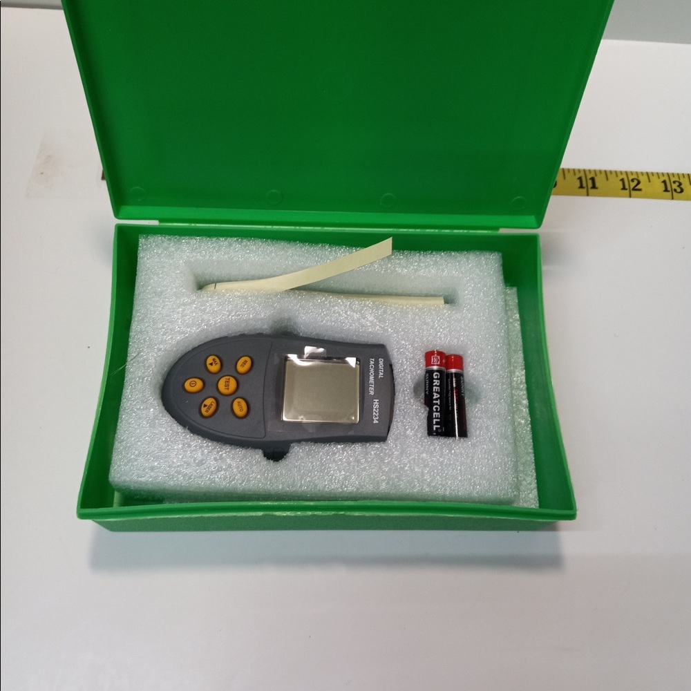 Digital tachometer